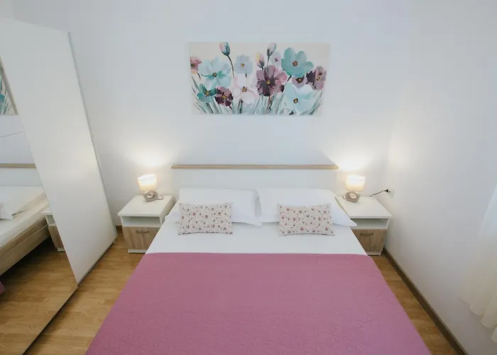 Апартаменти Civadelic Трогір