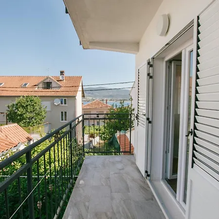 Civadelic Lägenhet Trogir